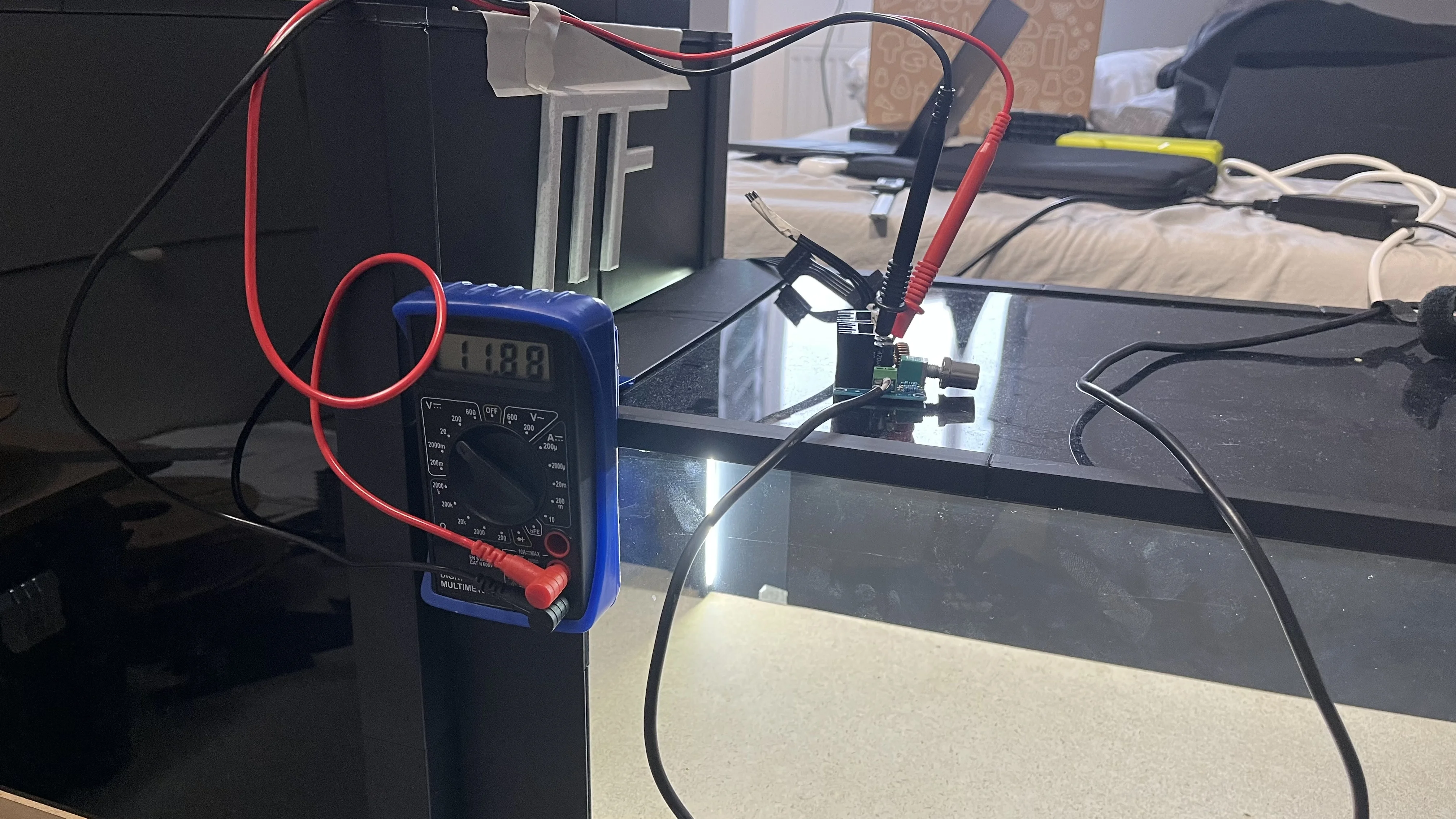 Voltmeter reading